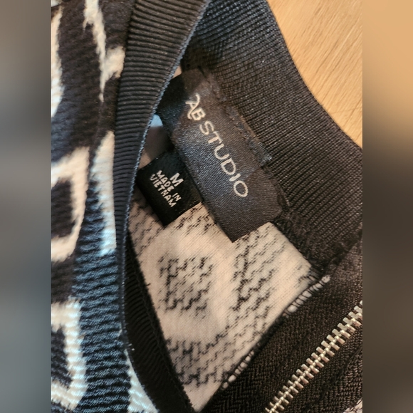 Black and White Shift/Swing Dress Lot Womens Size M - Picture 3 of 6